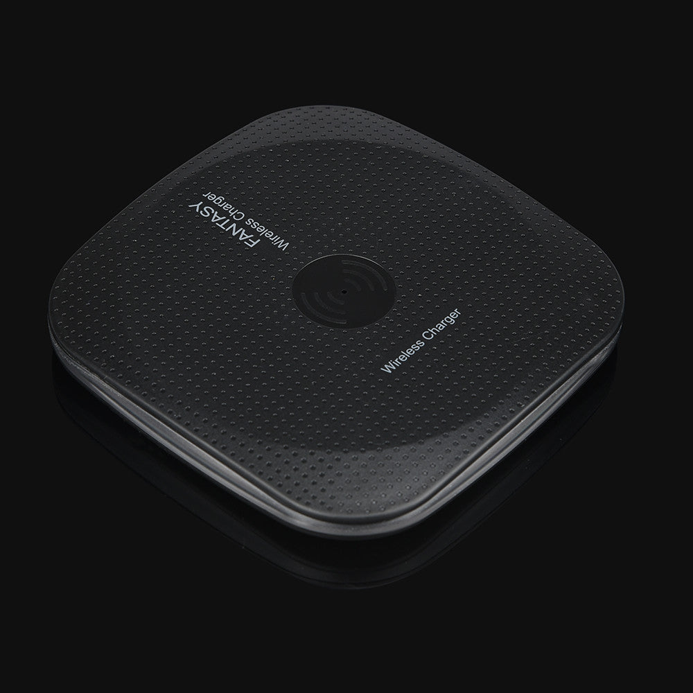 Universal Charging Magic Cube Wireless Charger For Desktop Mobile Phone Square Wireless Charging Stand